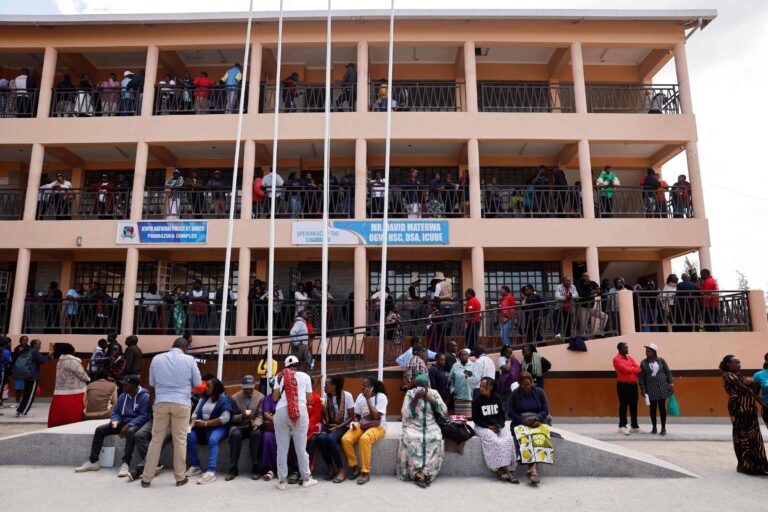 incendio-em-escola-de-meninas-no-quenia-mata-ao-menos-16-estudantes