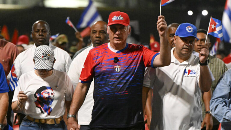 Pentágono prepara terreno para ofensiva em Cuba, diz jornal pentagono-prepara-terreno-para-ofensiva-em-cuba,-diz-jornal