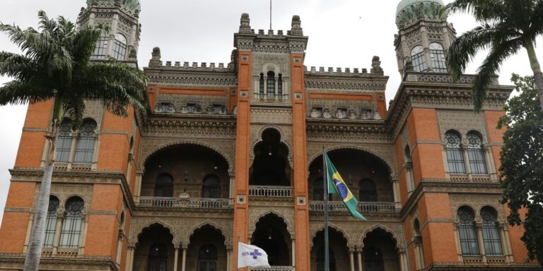Rio: belga testa positivo para malária, mas Fiocruz não descarta ebola rio:-belga-testa-positivo-para-malaria,-mas-fiocruz-nao-descarta-ebola