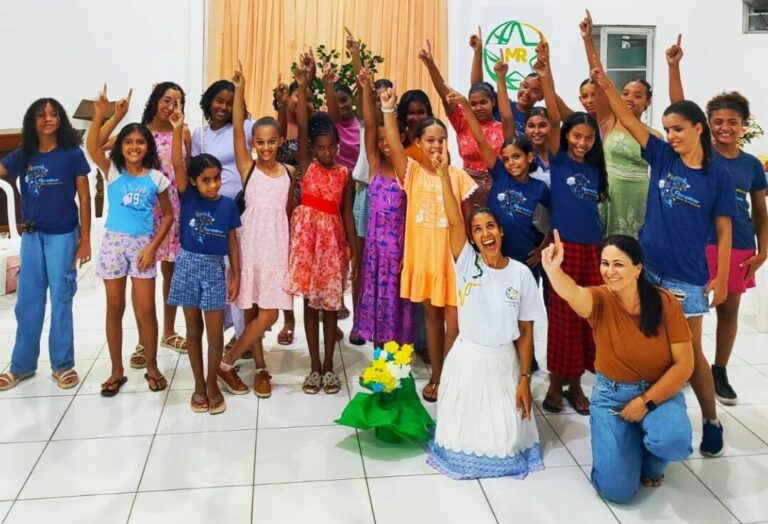 instituto-muta/cadi-valenca-fortalece-protagonismo-feminino-por-meio-da-oficina-meninas-em-rede