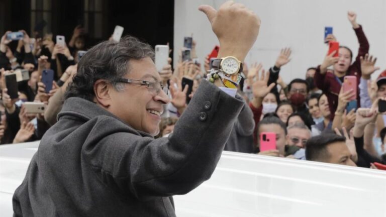 Petro chama apoio de Trump a Espriella de interferência e diz que Colômbia não deve ser escrava petro-chama-apoio-de-trump-a-espriella-de-interferencia-e-diz-que-colombia-nao-deve-ser-escrava
