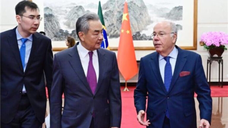 china-diz-querer-ampliar-cooperacao-com-o-brasil-em-meio-a-tensao-com-os-eua