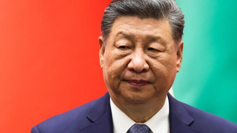 Em visita à Coreia do Norte, Xi Jinping reforça aliança com Kim na causa socialista em-visita-a-coreia-do-norte,-xi-jinping-reforca-alianca-com-kim-na-causa-socialista