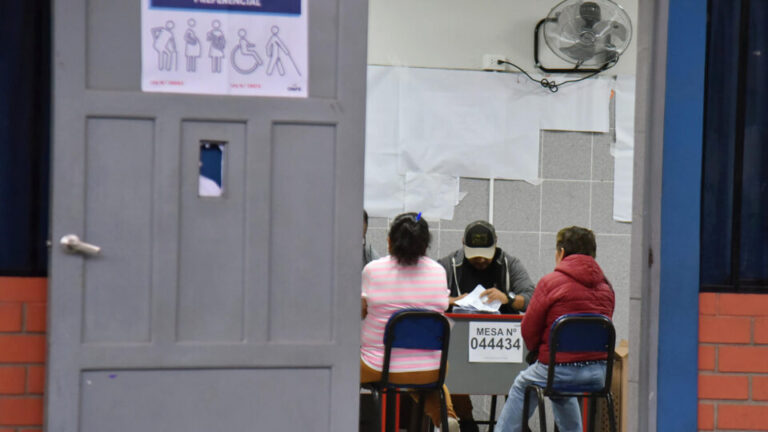 Eleições no Peru são marcadas por denúncias de fraude e adulteração de cédulas eleicoes-no-peru-sao-marcadas-por-denuncias-de-fraude-e-adulteracao-de-cedulas