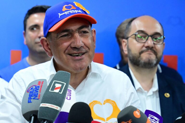Partido governista vence eleições na Armênia em teste sobre acordo de paz com Azerbaijão partido-governista-vence-eleicoes-na-armenia-em-teste-sobre-acordo-de-paz-com-azerbaijao