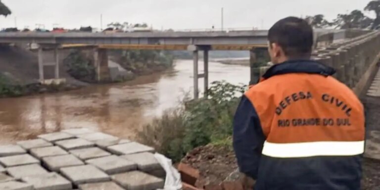 Tempestades deixam região Sul em estado de alerta tempestades-deixam-regiao-sul-em-estado-de-alerta