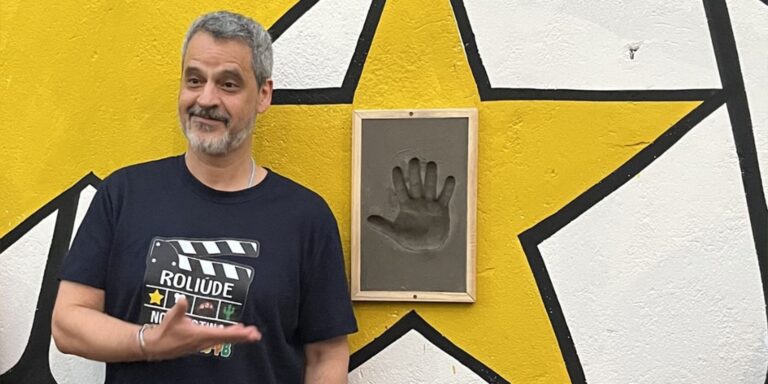 cidade-paraibana-faz-homenagem-a-artistas-do-com-parede-da-fama