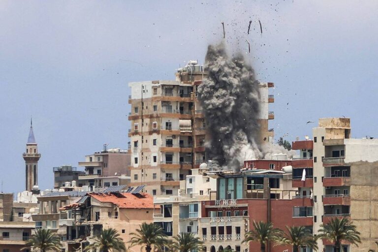 Israel ordena retirada de cidade inteira no sul do Líbano; ataques matam oito israel-ordena-retirada-de-cidade-inteira-no-sul-do-libano;-ataques-matam-oito