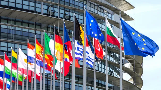 União Europeia Pretende Proibir Entrada No Bloco De Russos Que Lutaram Na Guerra Da Ucrânia uniao-europeia-pretende-proibir-entrada-no-bloco-de-russos-que-lutaram-na-guerra-da-ucrania