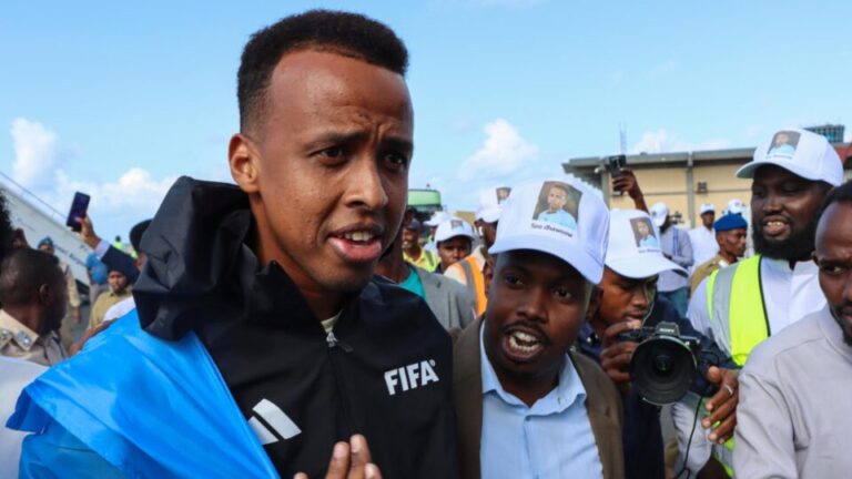 eua-alegam-que-arbitro-da-somalia-impedido-de-entrar-no-pais-teria-vinculos-com-terrorismo