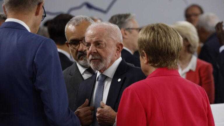 Brasil rejeita documentos do G7 por tom favorável a Trump brasil-rejeita-documentos-do-g7-por-tom-favoravel-a-trump