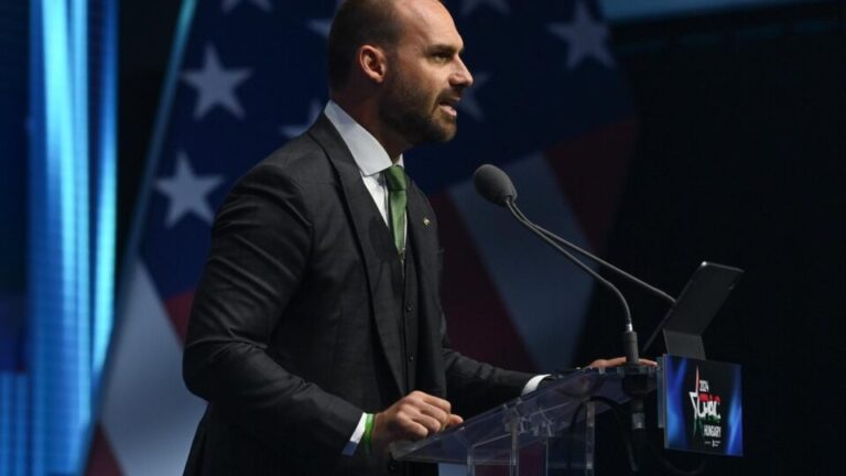 cpac-critica-moraes-e-classifica-condenacao-de-eduardo-bolsonaro-como-perseguicao