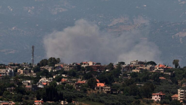 Israel diz que seguirá em zona de segurança criada no Líbano apesar de cessar-fogo israel-diz-que-seguira-em-zona-de-seguranca-criada-no-libano-apesar-de-cessar-fogo