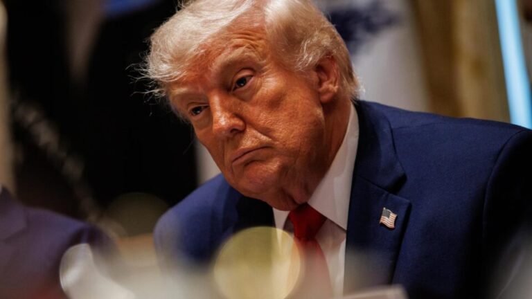 trump-ameaca-o-ira-com-novos-ataques-caso-nao-ocorra-acordo-definitivo-de-paz-em-60-dias