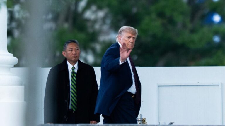 com-389-presos-politicos-na-venezuela,-trump-diz-que-pais-esta-feliz:-sorrisos-no-rosto