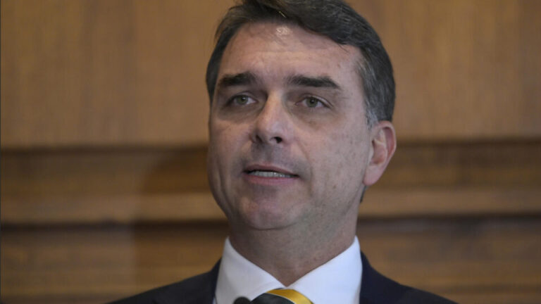 como-sera-a-audiencia-nos-eua-em-que-flavio-bolsonaro-vai-falar-contra-tarifa