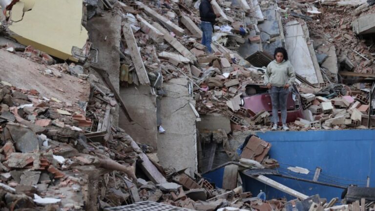 como-ficou-o-estado-de-la-guaira,-regiao-mais-afetada-por-terremotos-na-venezuela