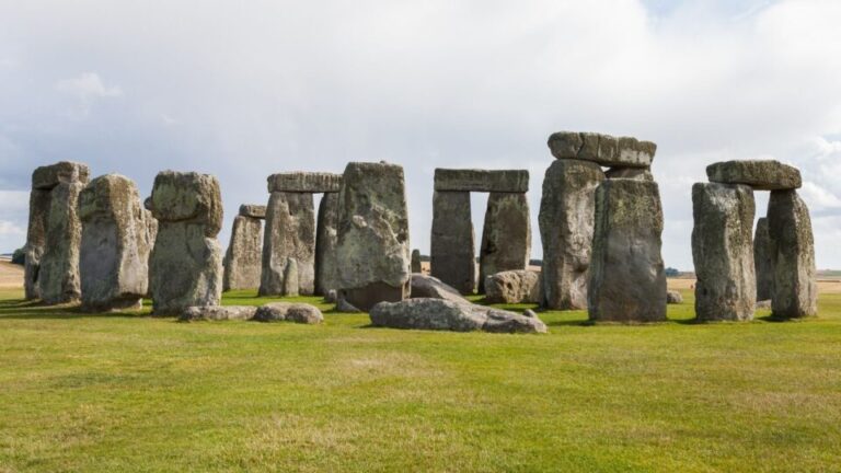 como-a-pedra-de-stonehenge-viajou-700-km-sem-a-ajuda-da-natureza?