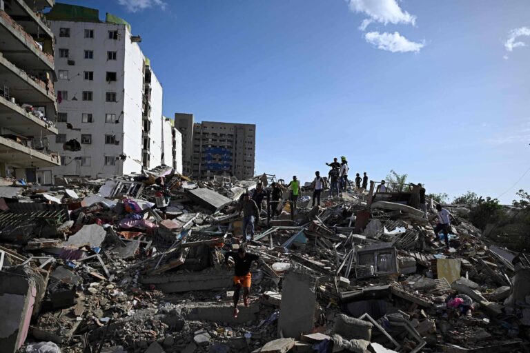 Estado mais atingido pelos terremotos, La Guaira parece zona de guerra na Venezuela estado-mais-atingido-pelos-terremotos,-la-guaira-parece-zona-de-guerra-na-venezuela