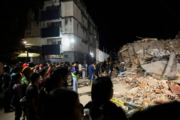 Mortos por terremotos na Venezuela sobem para 164; há quase mil feridos mortos-por-terremotos-na-venezuela-sobem-para-164;-ha-quase-mil-feridos