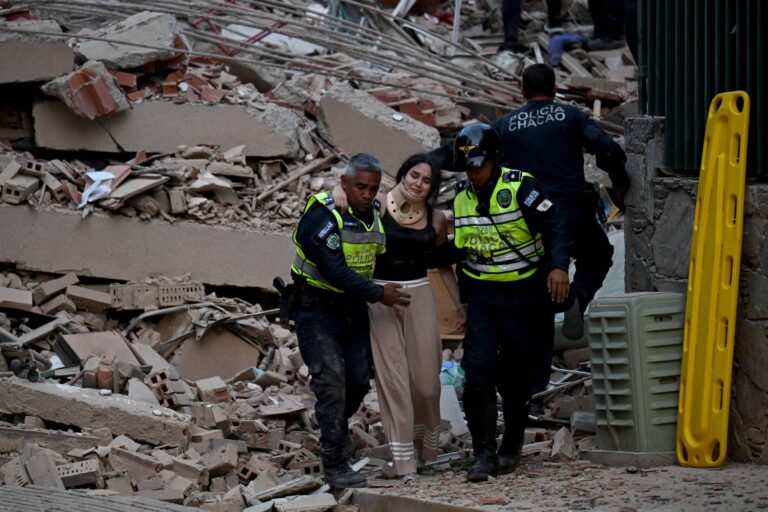 União Europeia oferece ajuda à Venezuela após duplo terremoto devastador uniao-europeia-oferece-ajuda-a-venezuela-apos-duplo-terremoto-devastador