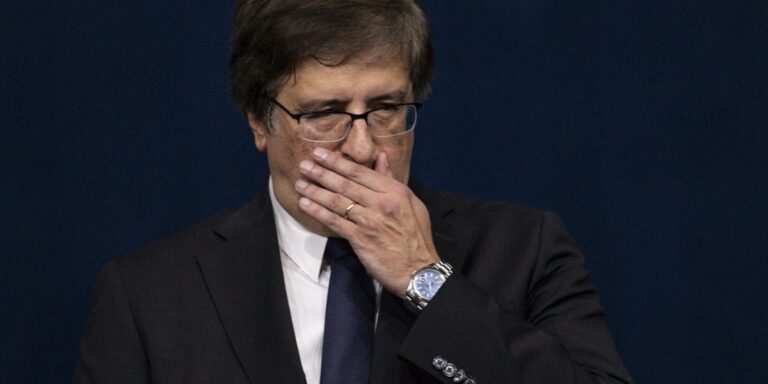 gonet-diz-que-nao-ve-falta-grave-no-caso-da-arma-de-bolsonaro