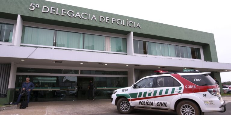 Polícia Civil do DF não indicia Bolsonaro no caso de arma apreendida policia-civil-do-df-nao-indicia-bolsonaro-no-caso-de-arma-apreendida