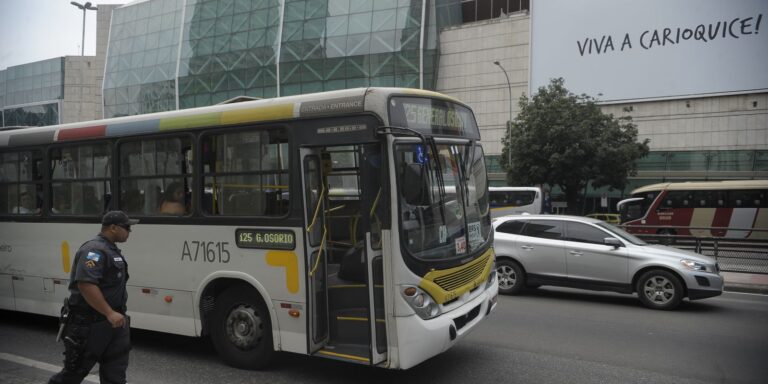 trt-adia-audiencia-de-conciliacao-entre-rodoviarios-e-empresas-no-rio
