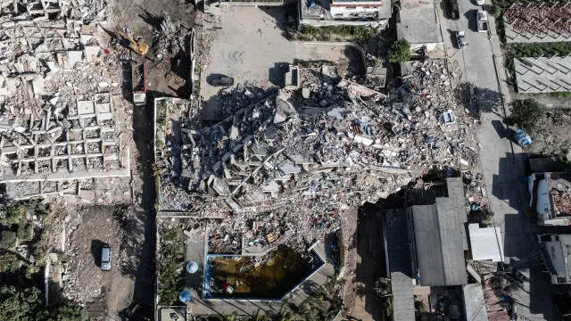Número De Mortos Pelos Terremotos Na Venezuela Sobe Para 3.811 numero-de-mortos-pelos-terremotos-na-venezuela-sobe-para-3.811