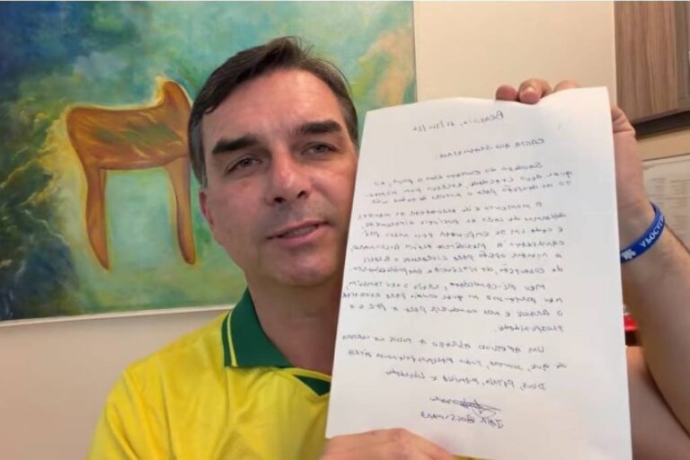moraes-proibe-flavio-bolsonaro-de-visitar-o-pai-por-90-dias