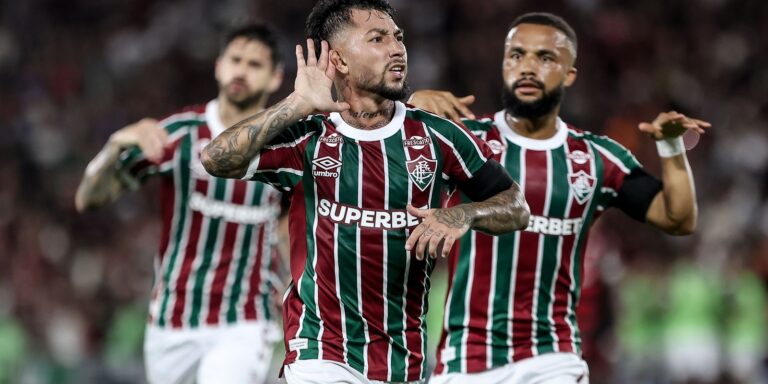 Confusão no Maracanã e freguesia gaúcha marcam noite de Brasileirão confusao-no-maracana-e-freguesia-gaucha-marcam-noite-de-brasileirao