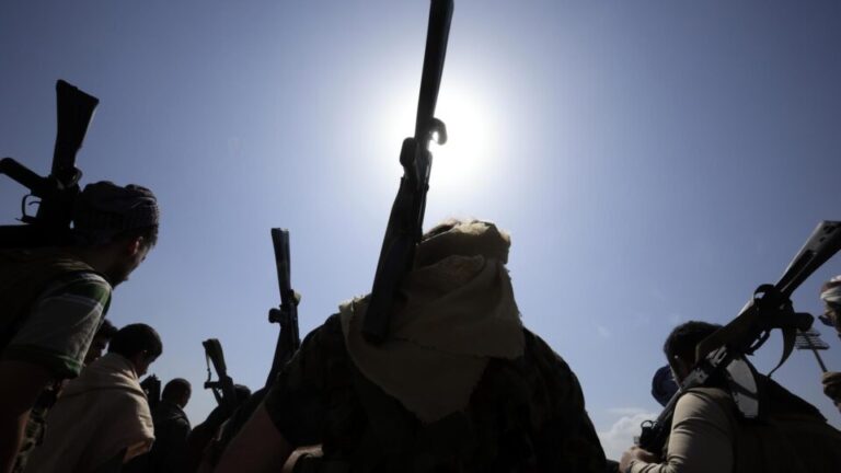 Houthis anunciam bloqueio a rota estratégica de petróleo no Oriente Médio houthis-anunciam-bloqueio-a-rota-estrategica-de-petroleo-no-oriente-medio