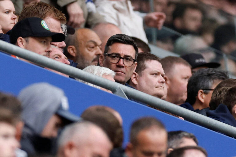 Andy Burnham é torcedor do Everton e católico, ‘nessa ordem’ andy-burnham-e-torcedor-do-everton-e-catolico,-‘nessa-ordem’