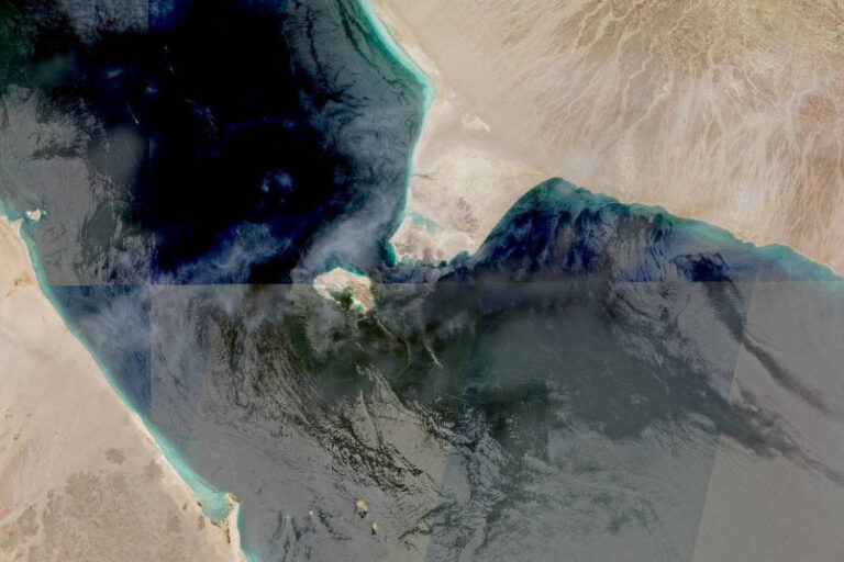 Ameaça dos houthis faz petroleiros darem meia-volta no mar Vermelho ameaca-dos-houthis-faz-petroleiros-darem-meia-volta-no-mar-vermelho