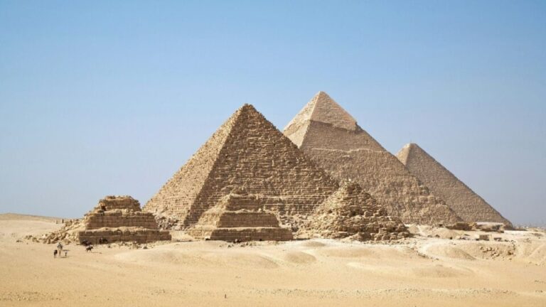 Entenda como a Grande Pirâmide de Gizé resistiu a milhares de anos e a grandes terremotos entenda-como-a-grande-piramide-de-gize-resistiu-a-milhares-de-anos-e-a-grandes-terremotos