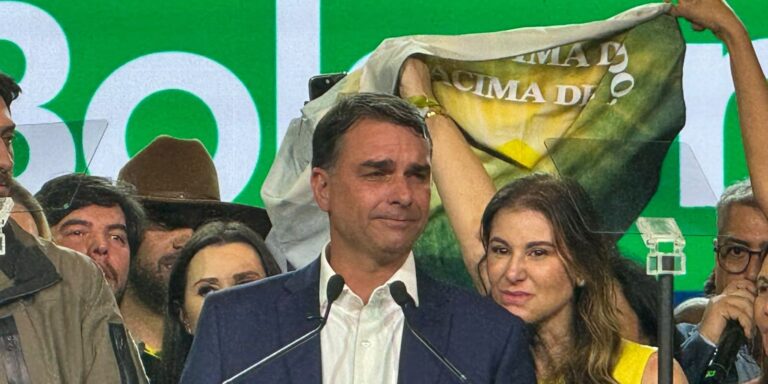 PL lança candidatura de Flávio Bolsonaro à Presidência pl-lanca-candidatura-de-flavio-bolsonaro-a-presidencia