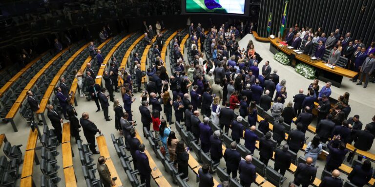 Só um terço dos partidos explicou controle de emendas parlamentares so-um-terco-dos-partidos-explicou-controle-de-emendas-parlamentares