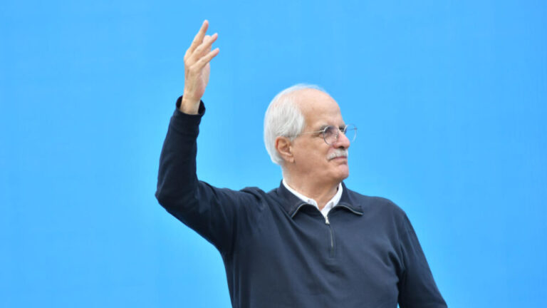 Deputado peronista propõe declaração de repúdio a Milei por falas sobre Lula e Moraes deputado-peronista-propoe-declaracao-de-repudio-a-milei-por-falas-sobre-lula-e-moraes