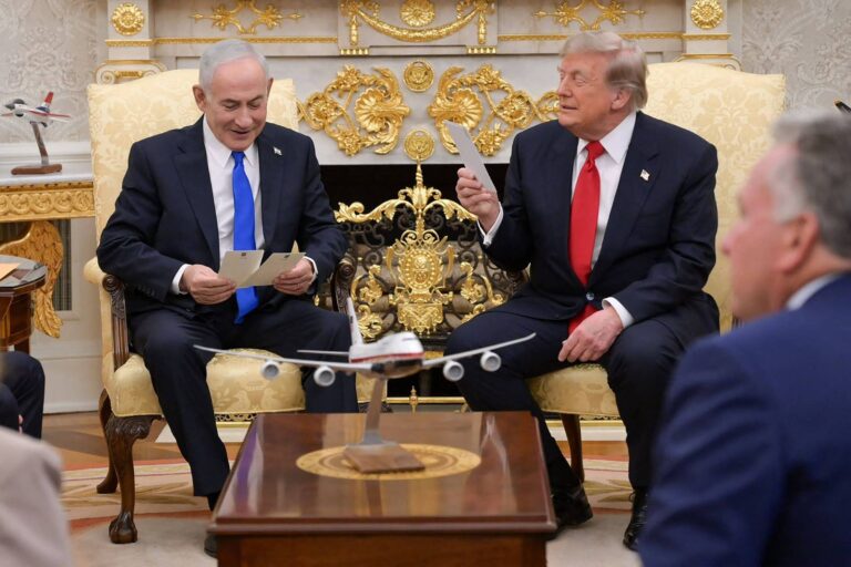 Trump recebe Zelenski e Netanyahu na Casa Branca para discutir guerras na Ucrânia e Irã trump-recebe-zelenski-e-netanyahu-na-casa-branca-para-discutir-guerras-na-ucrania-e-ira