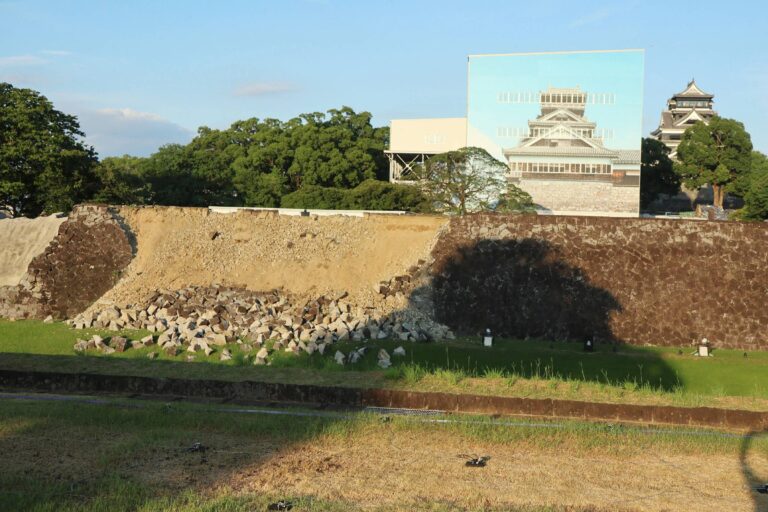 terremoto-no-japao-faz-desabar-muralha-de-castelo-construido-ha-mais-de-400-anos;-veja-video