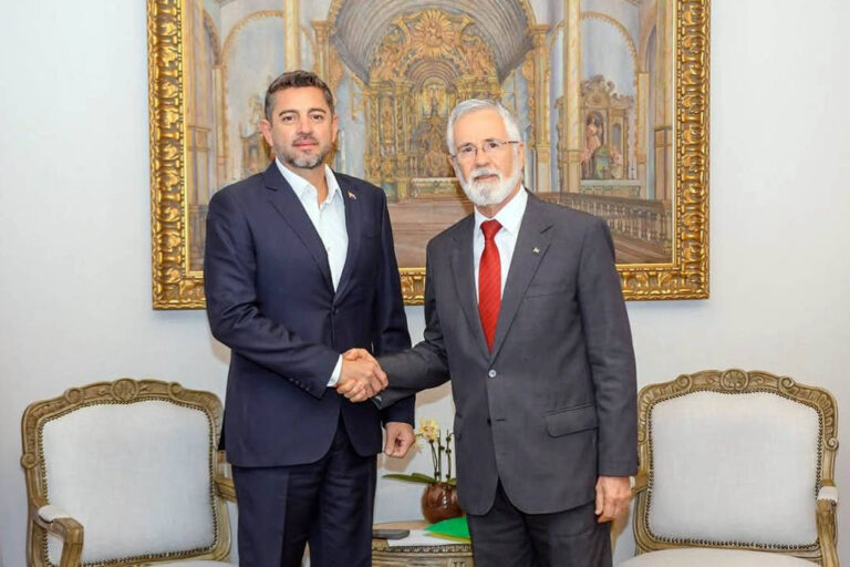 paraguai-entrega-nota-de-repudio-a-embaixador-brasileiro,-e-vice-diz-nao-querer-aprofundar-rusga