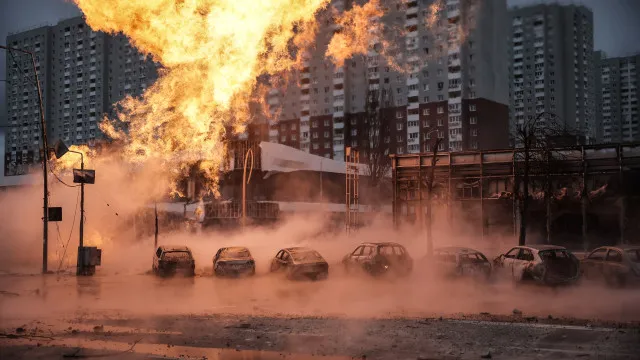 Ataque Russo Com Mísseis Balísticos Em Kiev Deixa 9 Mortos ataque-russo-com-misseis-balisticos-em-kiev-deixa-9-mortos