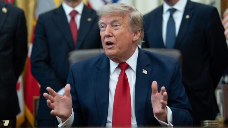 trump-diz-ter-acordo-para-abrir-ormuz;-regime-do-ira-rebate-e-nega-falas-dos-eua