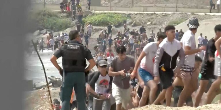 espanha-cita-grupos-reacionarios-e-fake-news-em-imigracao-em-ceuta