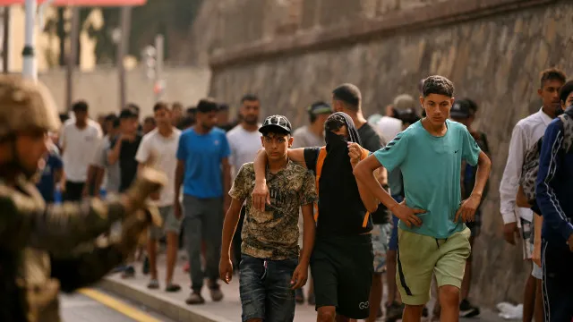 Espanha Cita Grupos Reacionários E Fake News Em Imigração Em Ceuta espanha-cita-grupos-reacionarios-e-fake-news-em-imigracao-em-ceuta