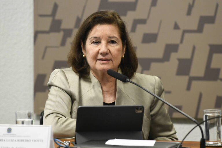 decisao-sem-precedentes-de-revogar-visto-de-embaixadora-agrava-relacao-com-eua-a-nivel-inedito