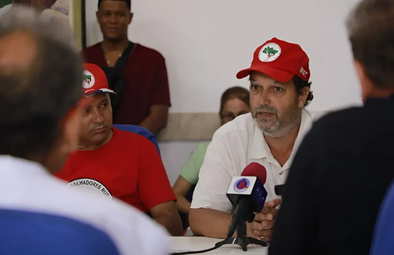 MST entrega 7,6 toneladas de medicamentos a Cuba em meio à asfixia energética mst-entrega-7,6-toneladas-de-medicamentos-a-cuba-em-meio-a-asfixia-energetica