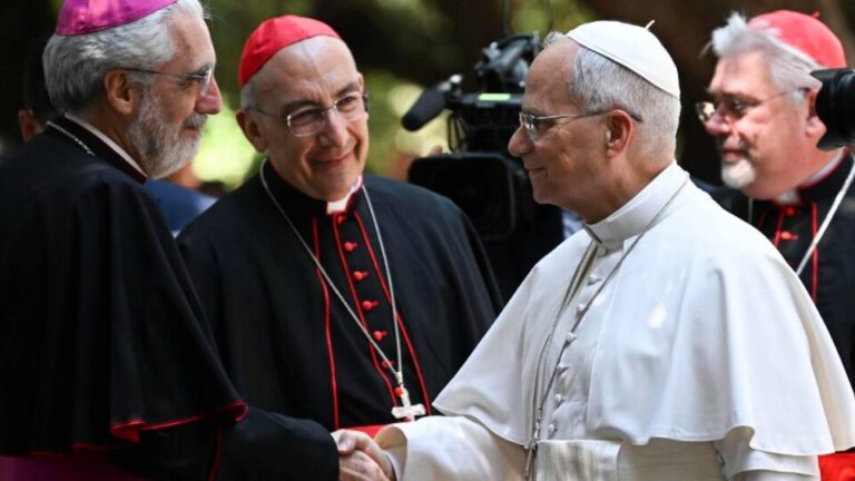por-que-o-papa-leao-xiv-alterou-a-constituicao-do-vaticano?