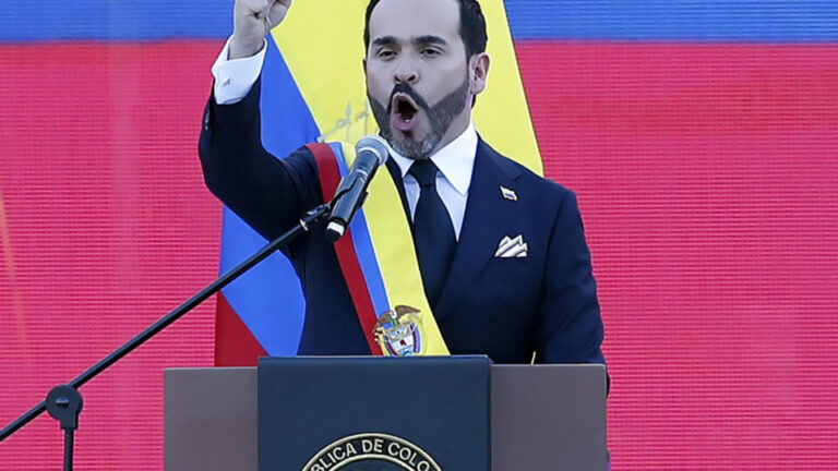 trump-sela-alianca-com-governo-de-direita-da-colombia-e-promete-us$-1-bilhao-para-seguranca