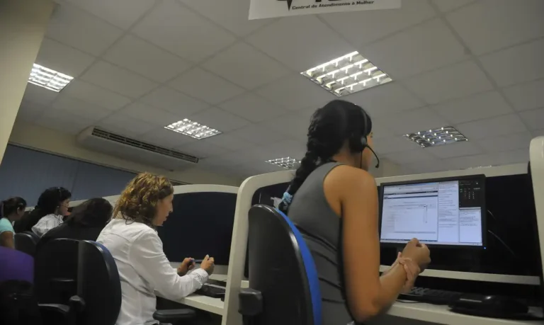 policia-registrou-783-mil-atendimentos-especializados-a-mulher-em-2025